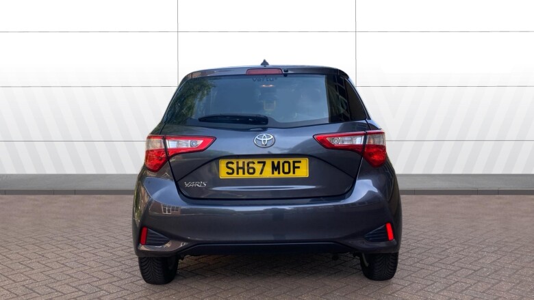 Toyota Yaris 1.5 VVT-i Icon Tech 5dr Petrol Hatchback